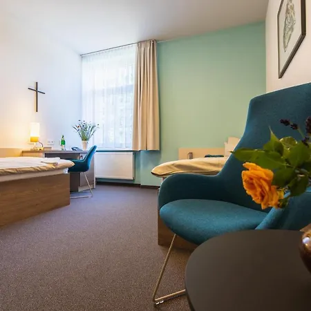 Bildungsgut Hotel *