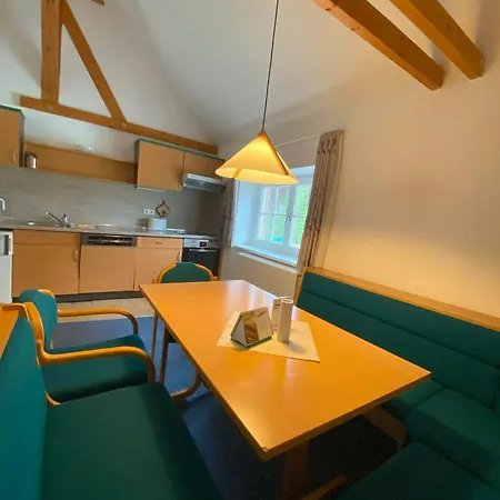 Hotel Bildungsgut *