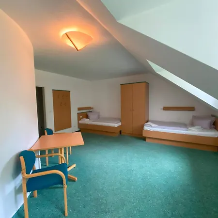 Hotel Bildungsgut *