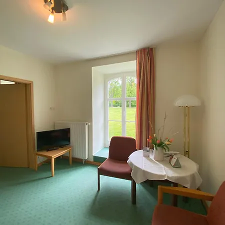 Hotel Bildungsgut *