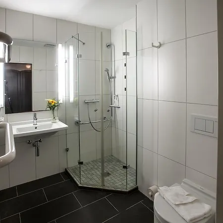 Bildungsgut * Schmochtitz