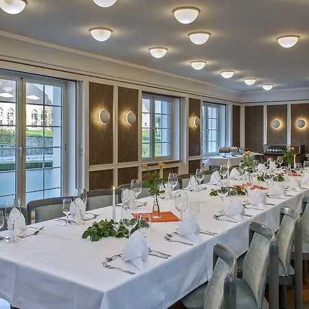 Bildungsgut Hotel Schmochtitz