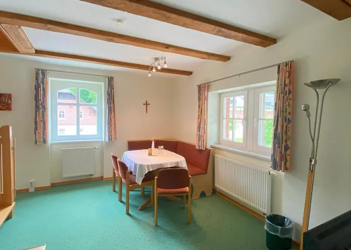 Otel Bildungsgut Schmochtitz